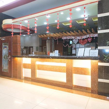 Reddoorz At Winter Hotel Araneta كويزون سيتي المظهر الخارجي الصورة