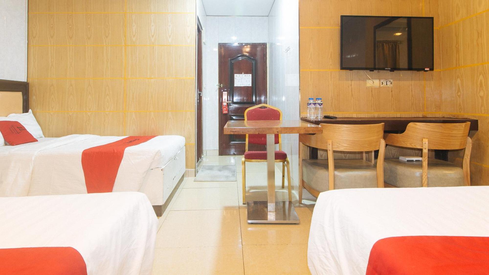 Reddoorz At Winter Hotel Araneta كويزون سيتي المظهر الخارجي الصورة