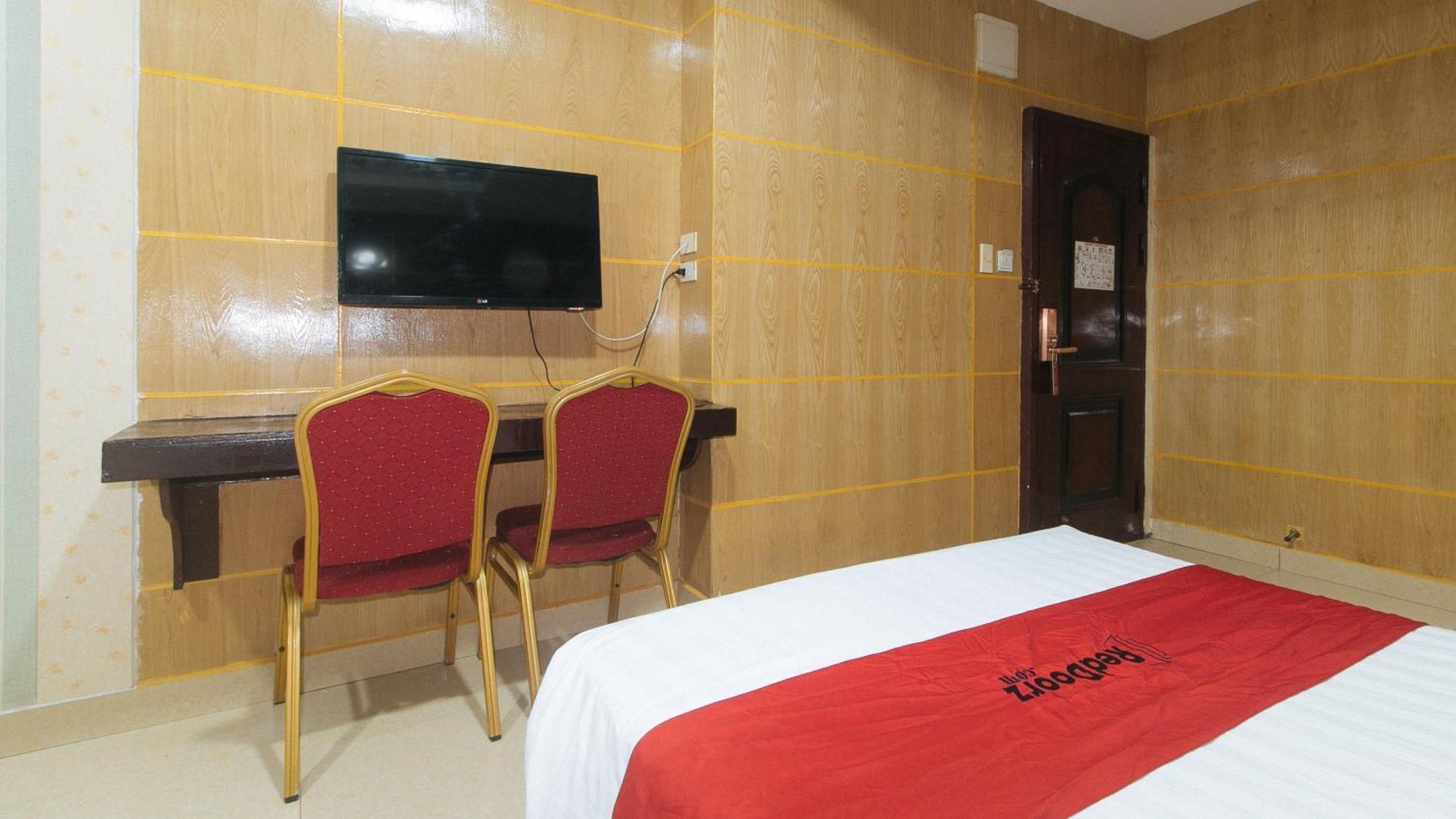 Reddoorz At Winter Hotel Araneta كويزون سيتي المظهر الخارجي الصورة