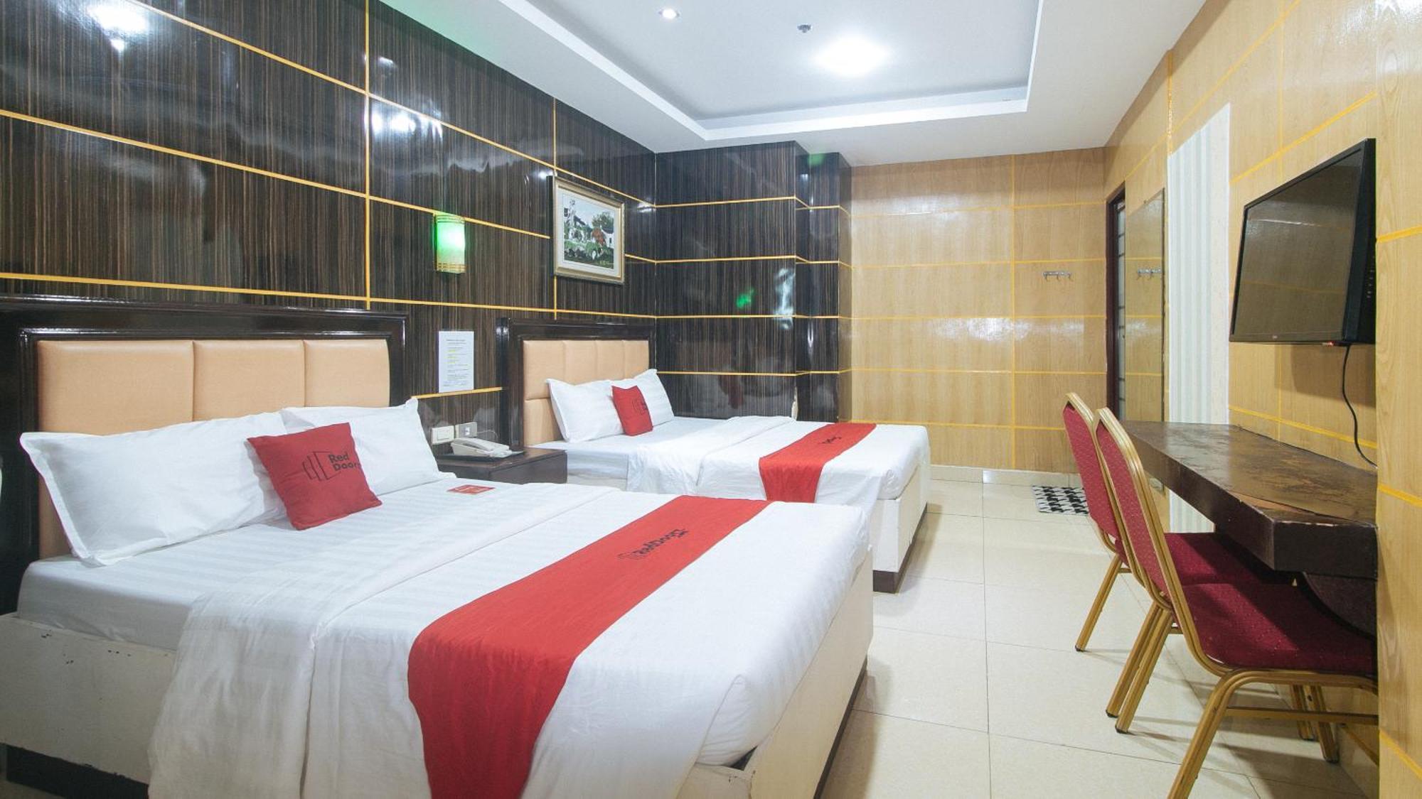 Reddoorz At Winter Hotel Araneta كويزون سيتي المظهر الخارجي الصورة