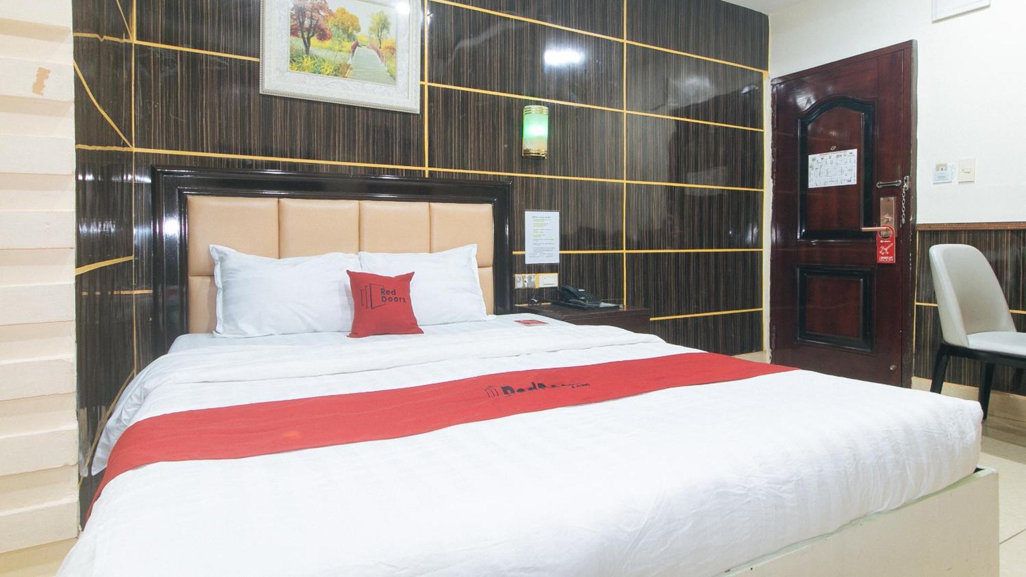Reddoorz At Winter Hotel Araneta كويزون سيتي المظهر الخارجي الصورة