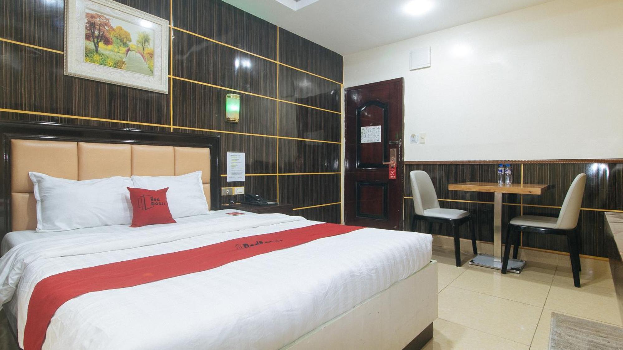 Reddoorz At Winter Hotel Araneta كويزون سيتي المظهر الخارجي الصورة